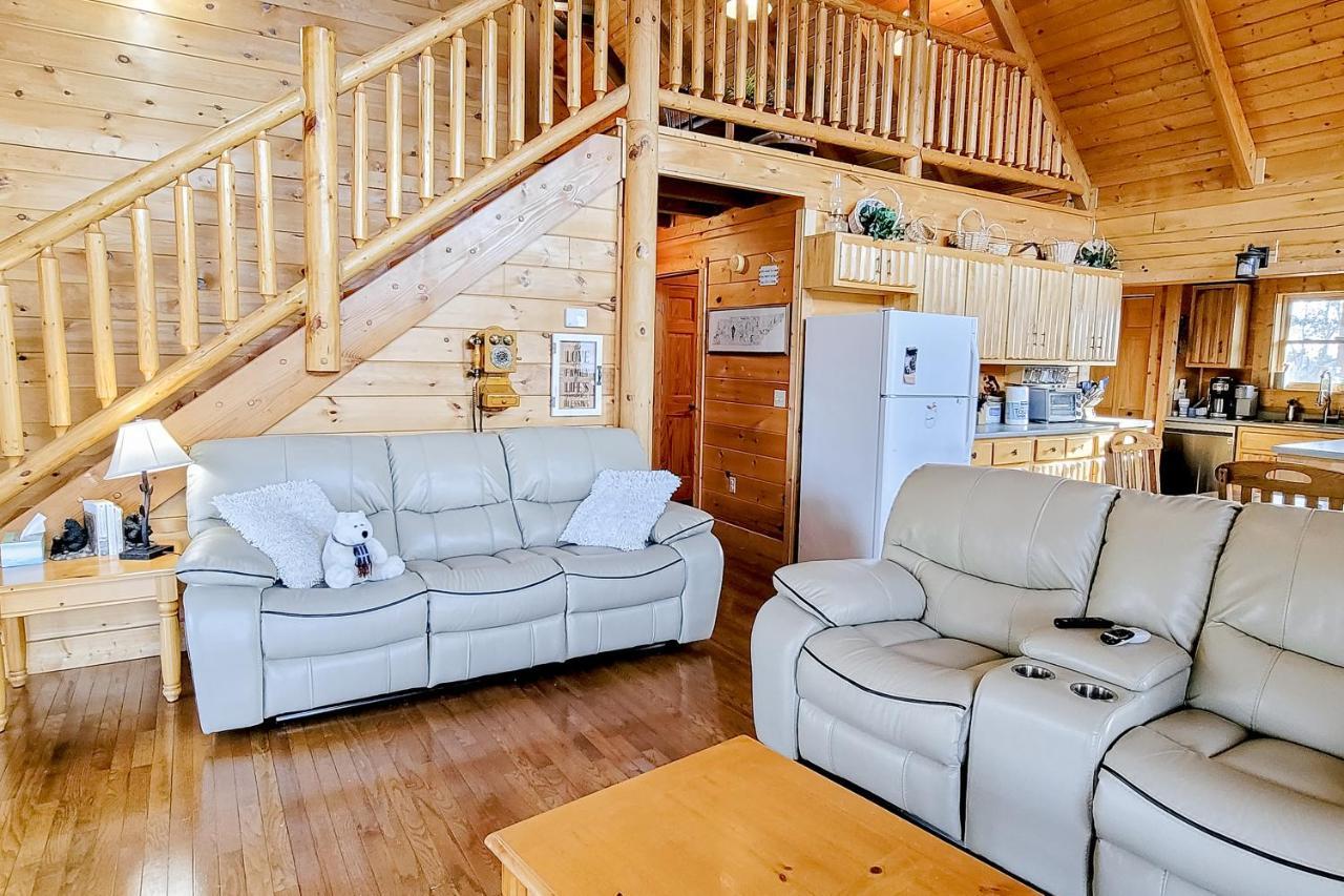 Lazy Bear Lodge Sevierville Bagian luar foto